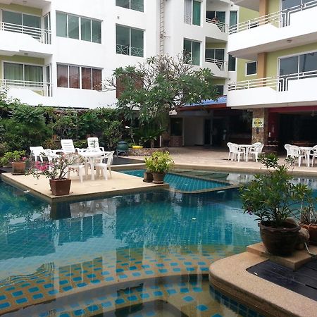 Daisy Residence Джомтиен Бийч Екстериор снимка