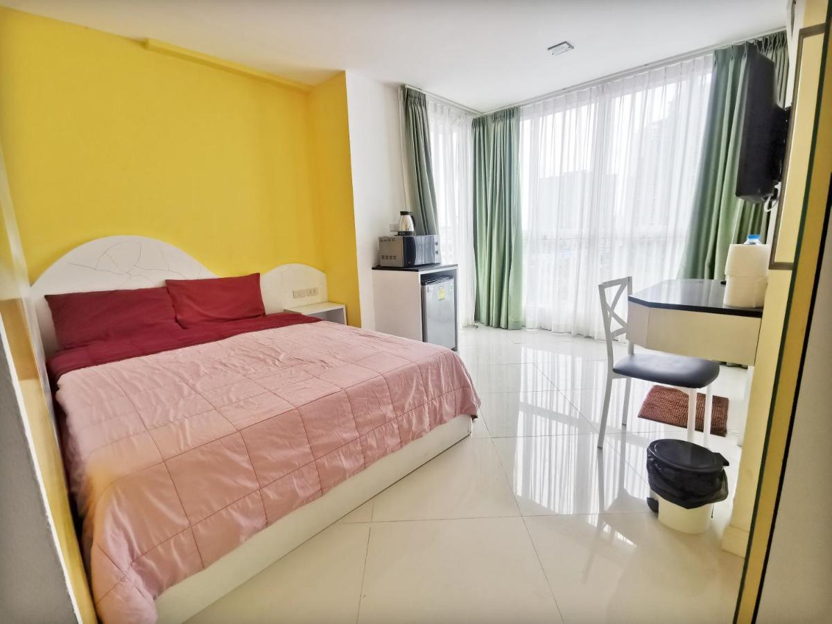Daisy Residence Джомтиен Бийч Екстериор снимка
