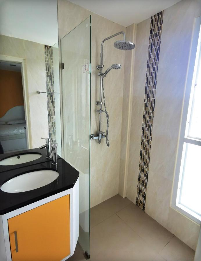Daisy Residence Джомтиен Бийч Екстериор снимка